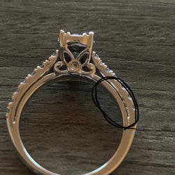 Zales Jewelers - Second "FIX" the special order ring.