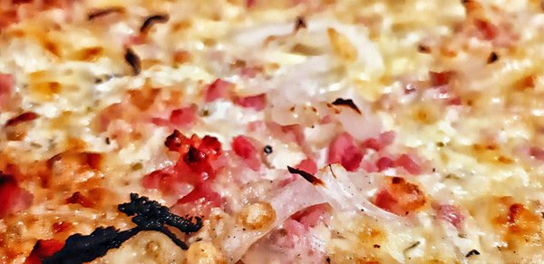 Hallesche Spezialitätenbrauerei Kühler Brunnen GmbH & Co. KG by null