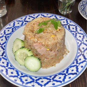 Niyom Thai Kitchen - Pineapple Fried Rice - Thai Near Me - Flushing, New York Niyom Thai Kitchen - Pineapple Fried Rice - Thai Near Me - Flushing, New York