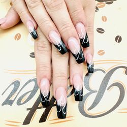 Pretty Nails - Pretty Nails