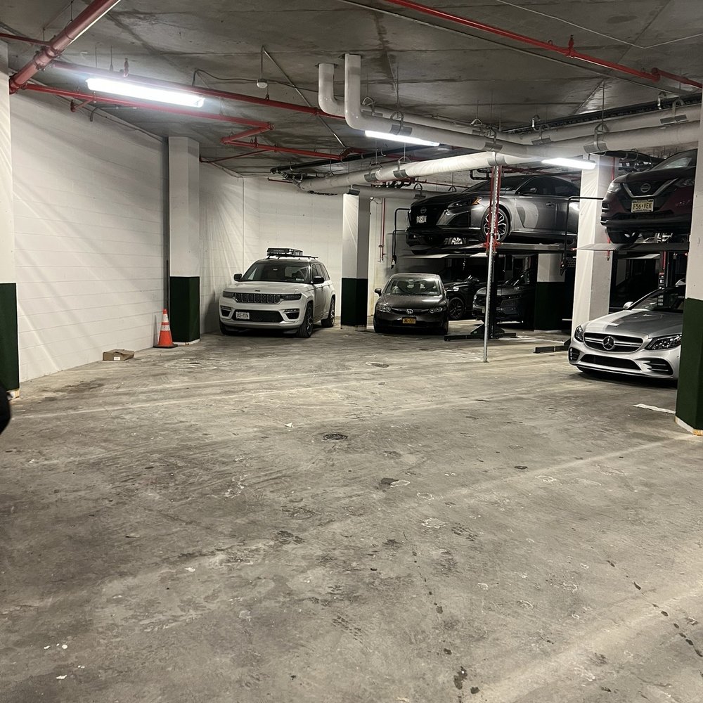 Peak Time Parking - Several spaces available - Parking Near Me - New York, New York