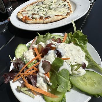 Redmond's Bar & Grill - Sicilian Flatbread and side salad - American Near Me - Redmond, Washington