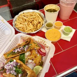 Nenes Deluxe with fries on the side Nenes Deluxe with fries on the side