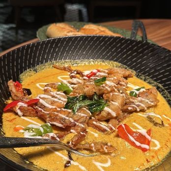 Star Leaf - Curry with softshell crab - Asian Fusion Near Me - Pasadena, California Star Leaf - Curry with softshell crab - Asian Fusion Near Me - Pasadena, California