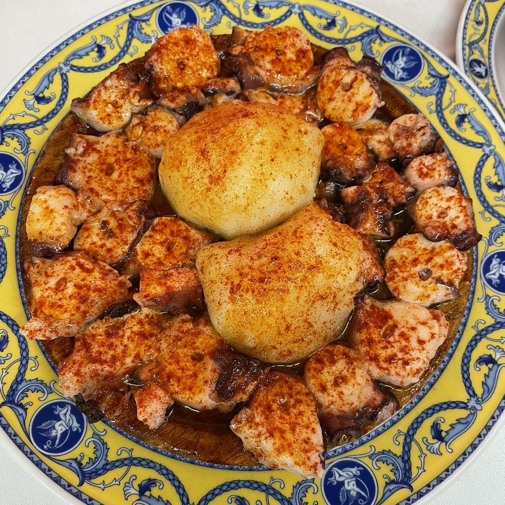 Meson Gallego - Pulpo - Restaurants Near Me - Madrid, M