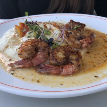 Cafe 44 - Shrimp and grits - American Near Me - Alexandria, Virginia