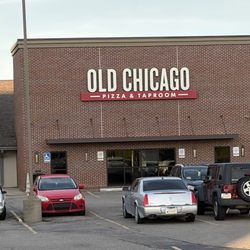 Old Chicago Pizza + Taproom - Outside