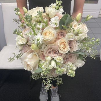 Flowers By Brian - My bridal bouquet preview the day before the wedding. Obsessed - Florists Near Me - Mineola, New York