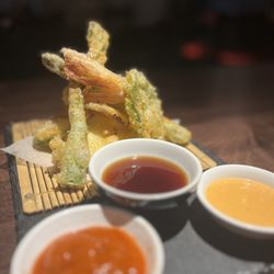 VEGETABLE TEMPURA
