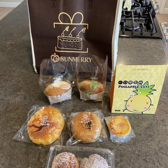 Sunmerry Bakery - Free bag and pastries - Bakeries Near Me - San Diego, California Sunmerry Bakery - Free bag and pastries - Bakeries Near Me - San Diego, California