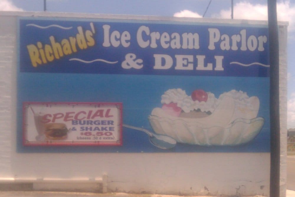 RICHARD’S ICE CREAM PARLOR & DELI Updated June 2024 720 S F St, Harlingen, Texas Ice Cream