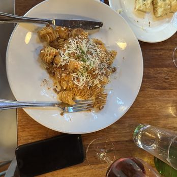 Serratto - Raditore - Italian Near Me - Portland, Oregon Serratto - Raditore - Italian Near Me - Portland, Oregon