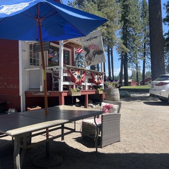 Sugar Pine Coffee & Creamery - Outside seating area - Ice Cream & Frozen Yogurt Near Me - Graeagle, California Sugar Pine Coffee & Creamery - Outside seating area - Ice Cream & Frozen Yogurt Near Me - Graeagle, California