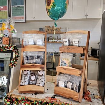 Tifa Chocolate and Gelato - Chocolatiers & Shops Near Me - Camarillo, California Tifa Chocolate and Gelato - Chocolatiers & Shops Near Me - Camarillo, California