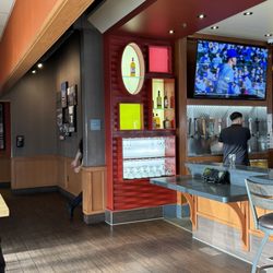 Applebee's Grill + Bar - Inside
