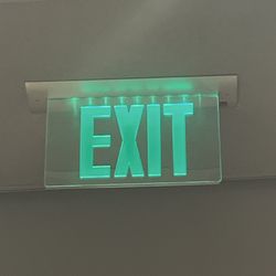 H&M - H&m green exit lantern volusia mall