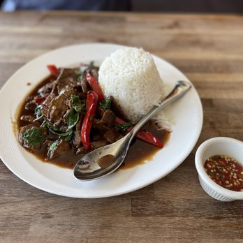 Baan Yaai - Spicy Beef Basil - Thai Near Me - San Francisco, California