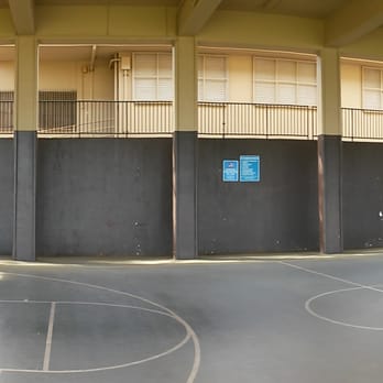 Pu'unui Community Park - Basketball court - Parks Near Me - Honolulu, Hawaii