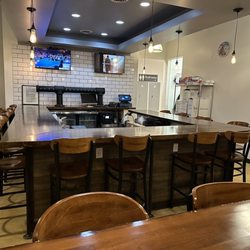 Shopey's Pizza - Full bar they are in the process of opening