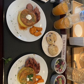Eden Vale Inn - Breakfast - Bed & Breakfast Near Me - Placerville, California