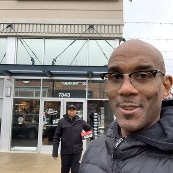 The Running Store - Another happy runner! - Sports Wear Near Me - Gainesville, Virginia The Running Store - Another happy runner! - Sports Wear Near Me - Gainesville, Virginia