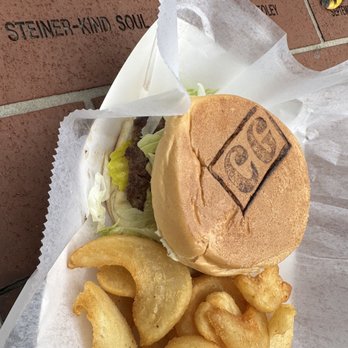 Cuban Guys - Flagler - Hamburger and fries - Cuban Near Me - Miami, Florida Cuban Guys - Flagler - Hamburger and fries - Cuban Near Me - Miami, Florida