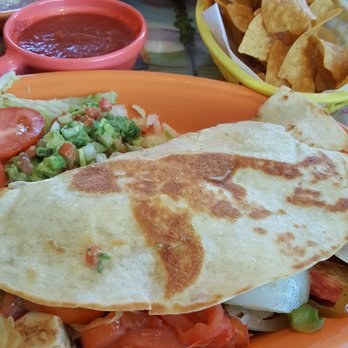 La Carreta Restaurant - a plate of mexican food - Mexican Near Me - Kingsport, Tennessee