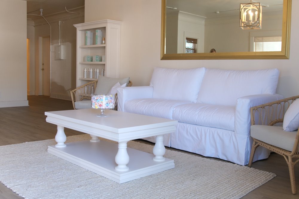 SugarBeach House Logo