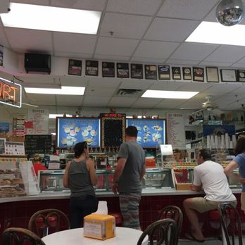Larry’s Ice Cream & Cafe - Ice Cream & Frozen Yogurt Near Me - Boca Raton, Florida Larry’s Ice Cream & Cafe - Ice Cream & Frozen Yogurt Near Me - Boca Raton, Florida