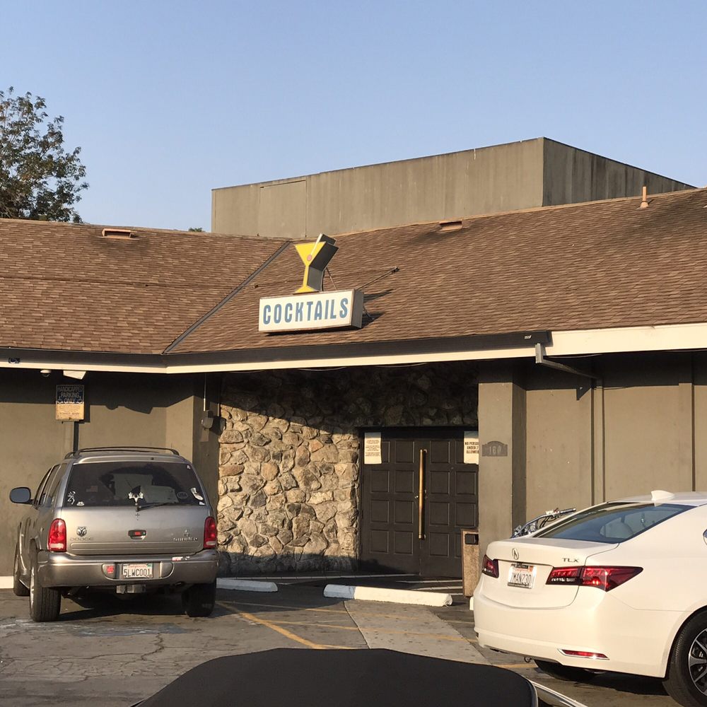 THE BRASS RAIL CLOSED Updated August 2024 28 Photos & 102 Reviews