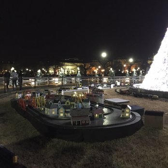 National Christmas Tree - Train set - Local Flavor Near Me - Washington, DC, District of Columbia National Christmas Tree - Train set - Local Flavor Near Me - Washington, DC, District of Columbia
