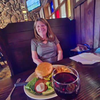 The Horny Toad - My friend with her Toad Burger - American Near Me - Cave Creek, Arizona