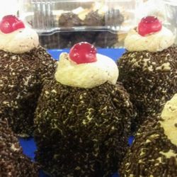 SPUDS Family Restaurant - European Pastries