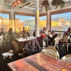 Longboard Cafe