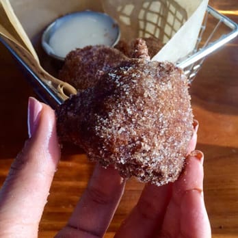 Area Four - Doughnuts too sugary - Pizza Near Me - Cambridge, Massachusetts