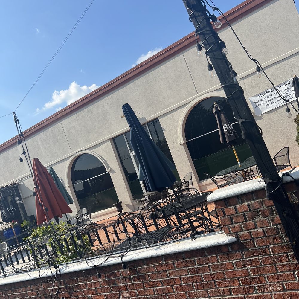 La Fiesta Mexican Restaurant - The patio - Mexican Near Me - Atlanta, Georgia La Fiesta Mexican Restaurant - The patio - Mexican Near Me - Atlanta, Georgia
