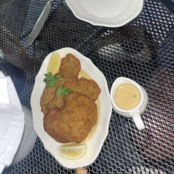 Pepp & Dolores - Pork cutlet - Italian Near Me - Cincinnati, Ohio