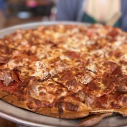 Pepperoni sausage pizza Pepperoni sausage pizza