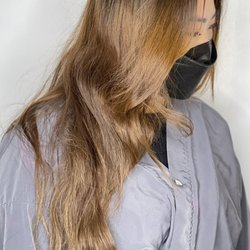 Salon Nine