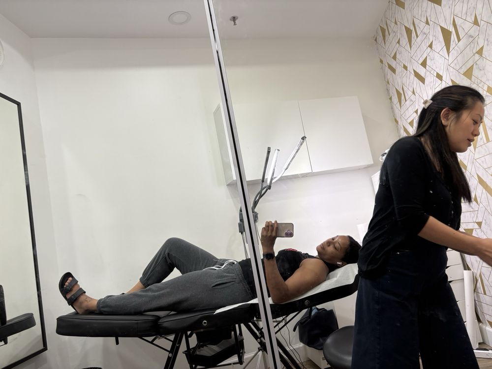 Lune Nails & Beauty Logo