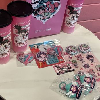UME Tea - Sacramento - Identical cups and fridge magnets. - Coffee & Tea Near Me - Sacramento, California UME Tea - Sacramento - Identical cups and fridge magnets. - Coffee & Tea Near Me - Sacramento, California
