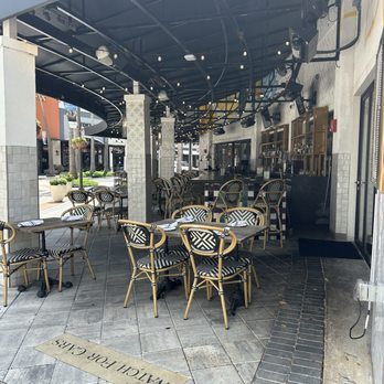 The Living Room - Outdoor seating - New American Near Me - Wesley Chapel, Florida