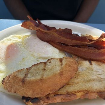 Harbor Breakfast - The Harbor Plate - Diners Near Me - San Diego, California