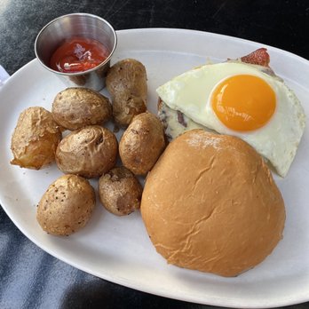 Hideout - Breakfast Sandwich - Bars Near Me - Honolulu, Hawaii Hideout - Breakfast Sandwich - Bars Near Me - Honolulu, Hawaii