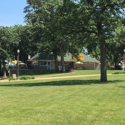 Bob's In Arnolds Park - Bob's. approaching from Arnold's Park.