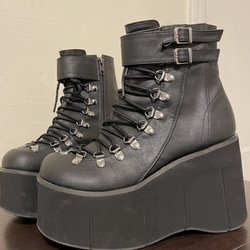 Maya Shoes of Hollywood - My amazing shoes!