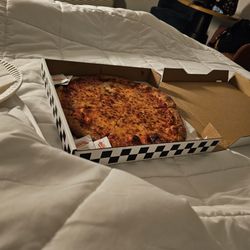 Milan's Pizza & Wings