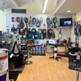 Burbank Tennis Center - Nicely stocked pro shop - Tennis Near Me - Burbank, California Burbank Tennis Center - Nicely stocked pro shop - Tennis Near Me - Burbank, California