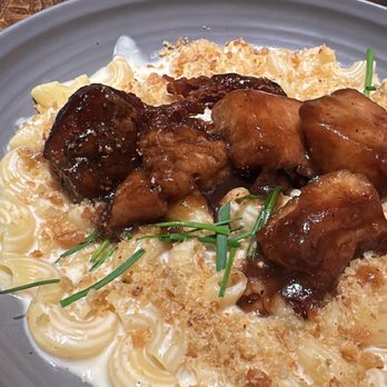 Warehouse 72 - Mac and Cheese with pork belly - New American Near Me - Houston, Texas Warehouse 72 - Mac and Cheese with pork belly - New American Near Me - Houston, Texas