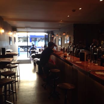 The Bootlegger - Bars Near Me - Bristol, BST